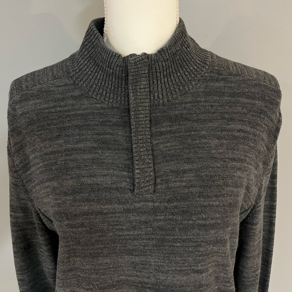Men’s Alfani Slim Fit Hidden Zipper Charcoal Gray Sweater Size M
